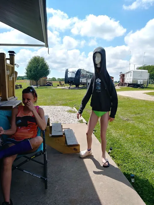 Oak Wood Acres Campground Picture 5