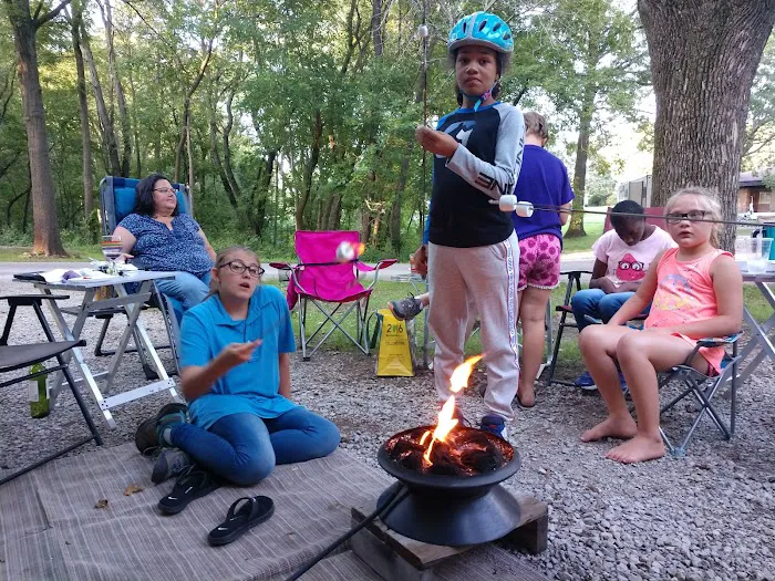 West Overlook Campground Picture 2