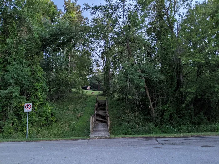 West Overlook Campground Picture 9