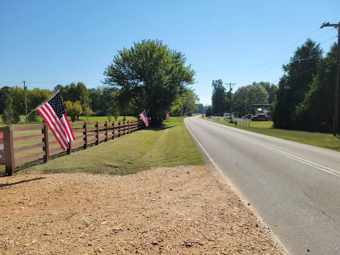 Skeeter's Landing RV Park Picture 9