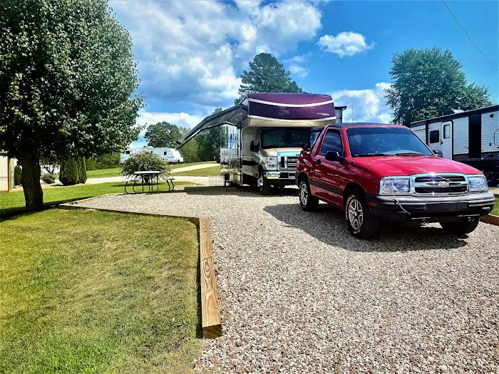 Green Acres RV Park Picture 9