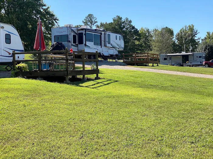 Green Acres RV Park Picture 8