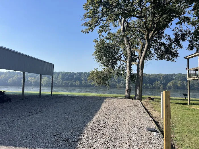 River & Reel Campground Picture 5