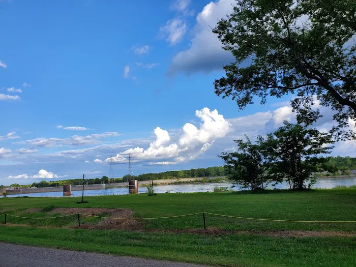 TVA Pickwick Dam Campground Picture 6