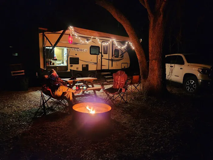 Firelight Family Campground Picture 10