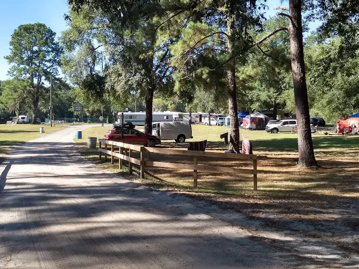 Pine Field Campsites Picture 2