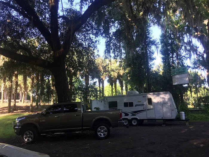 KATE'S FISH CAMP RV Park Picture 7