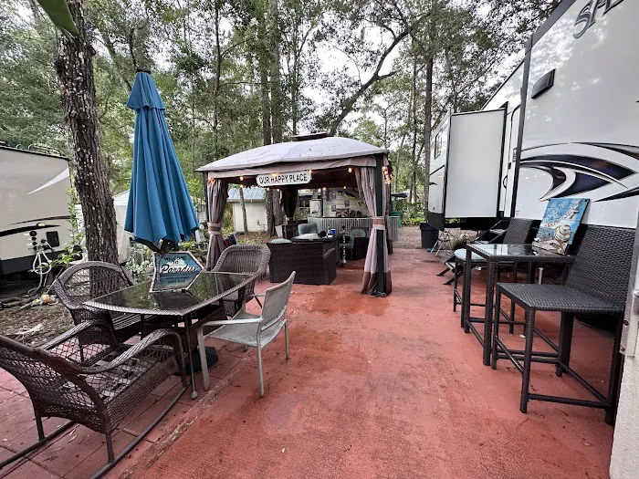 Lake Kerr Rentals at Salt Springs Resort Picture 3