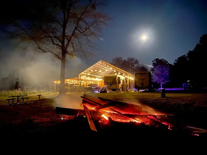 The Outside Inn Tree Farm & Mill Picture 8