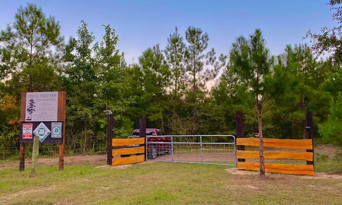 The Outside Inn Tree Farm & Mill Picture 9