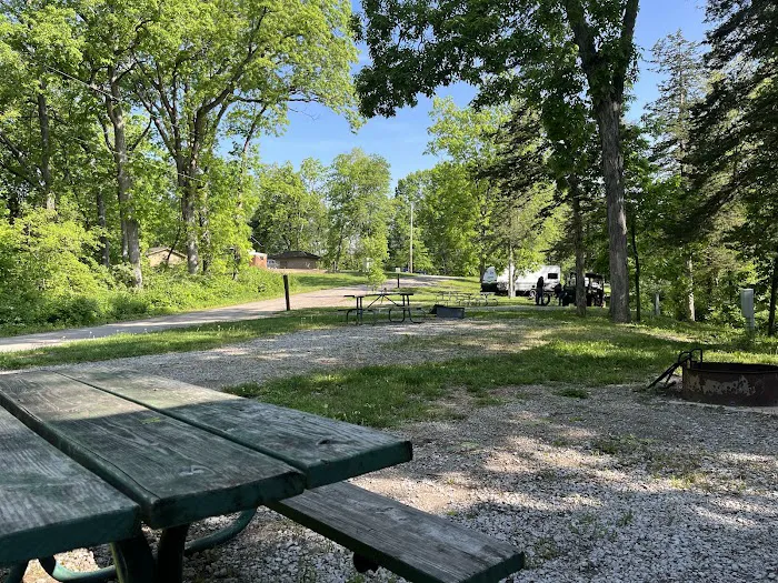 Lake MacBride North Modern Campground Picture 7