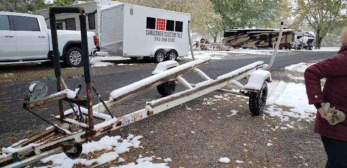 Scales Pointe Camping Picture 4