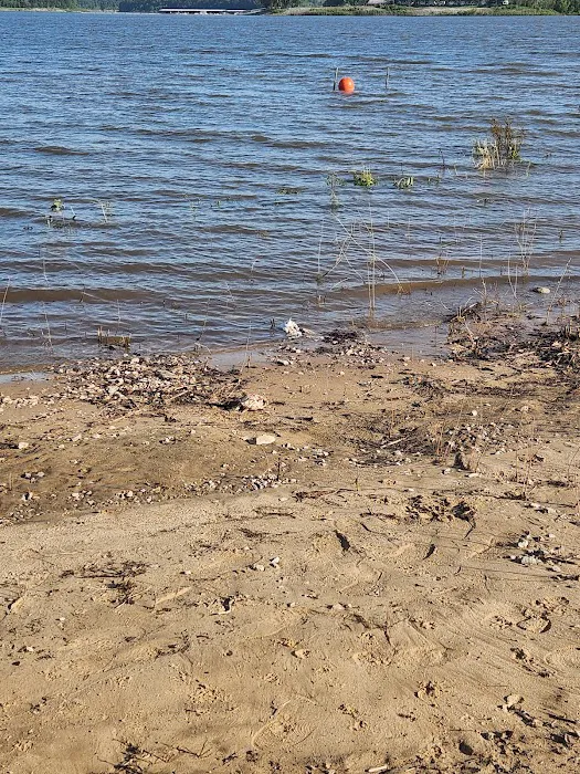 Sandy Beach Campground Picture 5