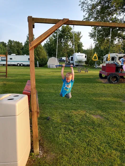 Camp 10 Campground LLC Picture 10