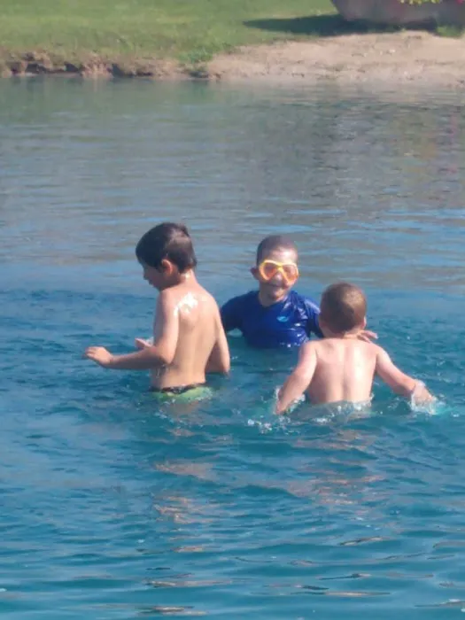 Camp 10 Campground LLC Picture 8