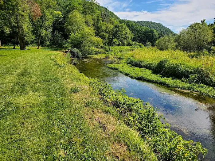 Red Barn Campground & Restaurant Picture 10