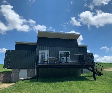 Hidden Hillside Getaway