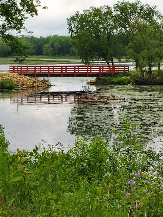 Riverside Park & Campground Picture 2