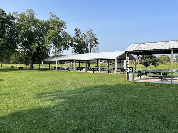 Riverside Park & Campground Picture 6