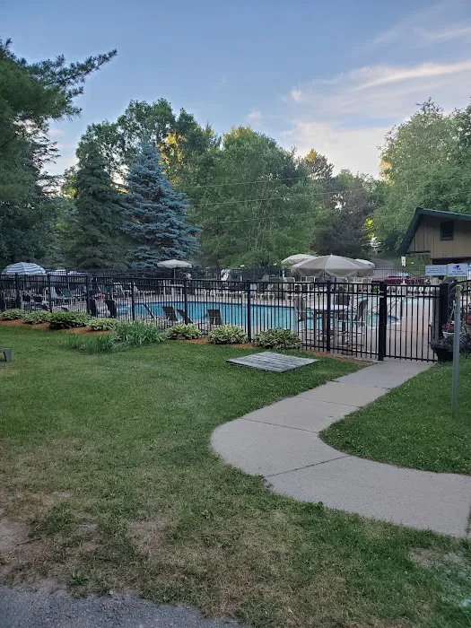 Tunnel Trail Campground Picture 9