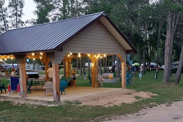 Winding River Campground Picture 1