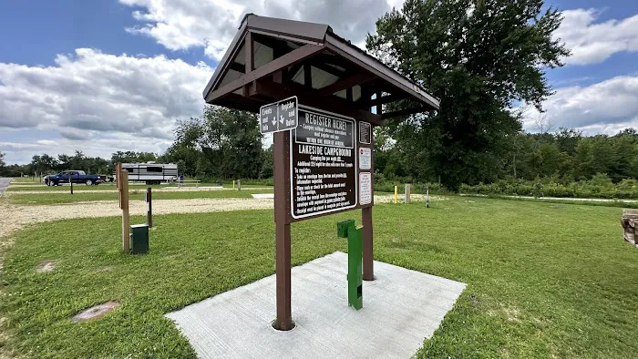 Lakeside-Prairie Campground Picture 3