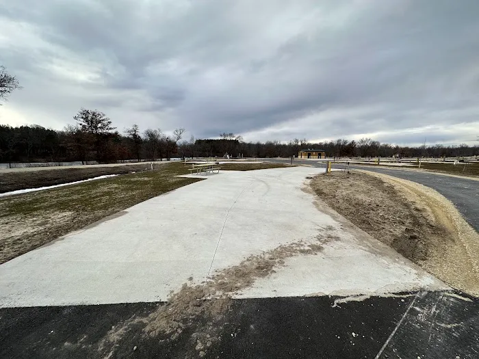 Lakeside-Prairie Campground Picture 10