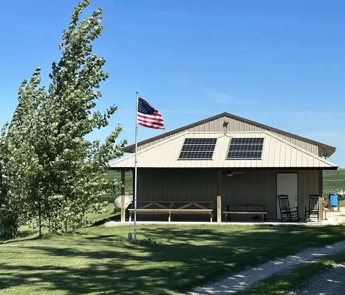 Roy's Acres LLC Picture 1