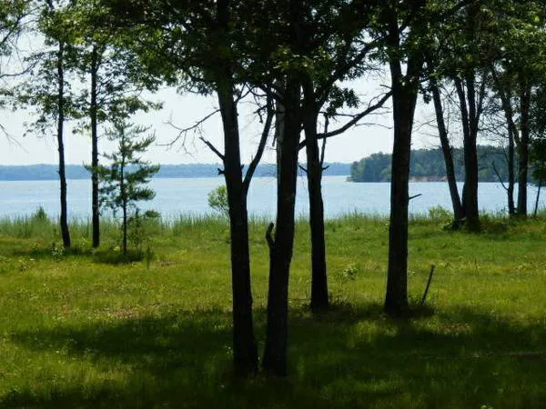 Castle Rock Lake Campground Picture 1