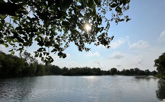 Hucklberry Acres Campground & Huck's Sports Grill Picture 8