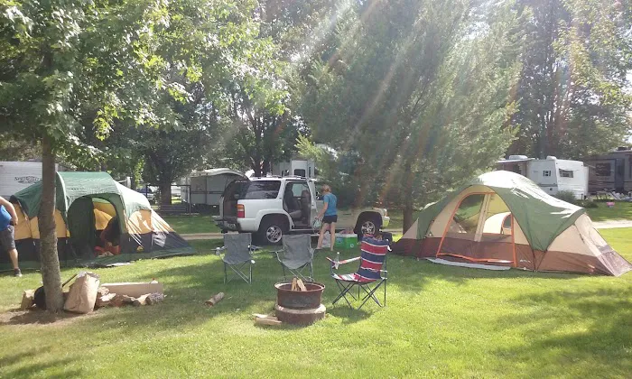 Wolf River Trips & Campground Picture 4