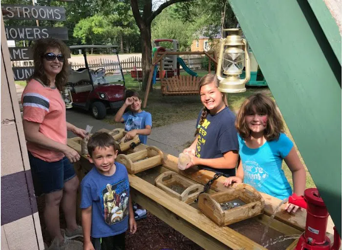 Waupaca S'more Fun Campground Picture 10