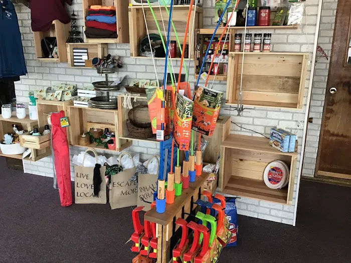 Royal Oaks Legendary Lodging Campground Picture 10