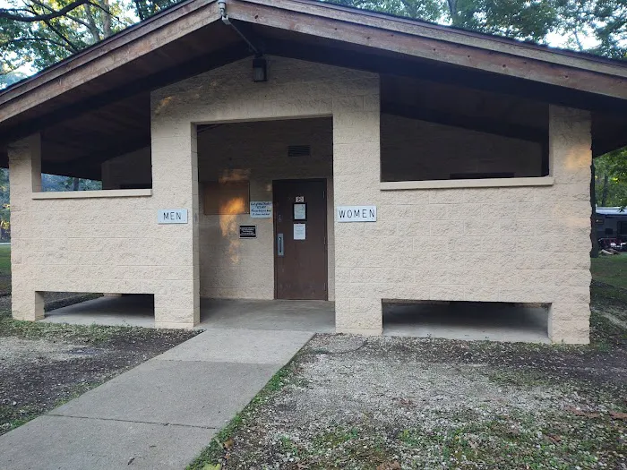 Bicentennial Campgroud at Lake Lou Yaeger Picture 1