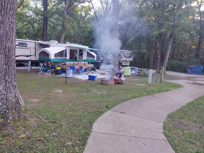 Bicentennial Campgroud at Lake Lou Yaeger Picture 4