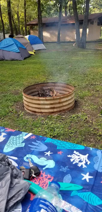 Bicentennial Campgroud at Lake Lou Yaeger Picture 5