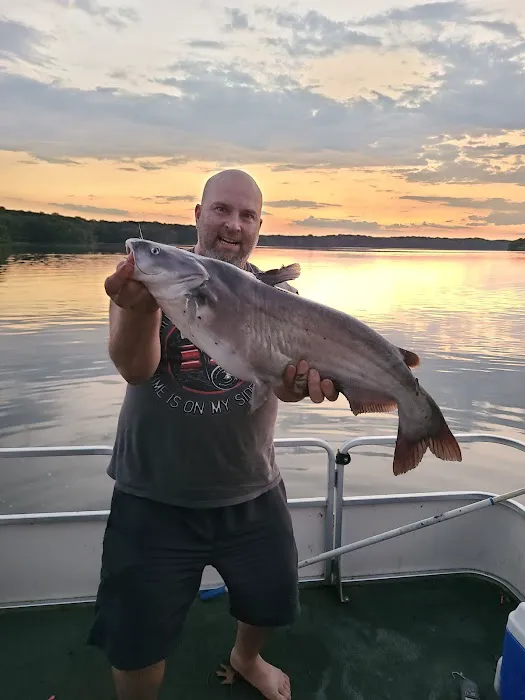 Indian Grove Campground Picture 6