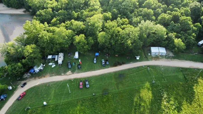 Black River Camping at Horse Shoe Ranch Picture 2