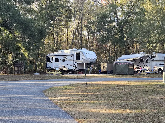 Hart Springs RV Campground Picture 9