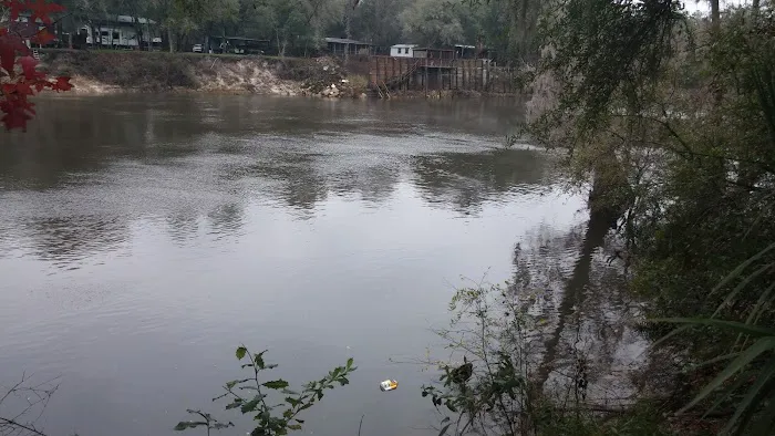Riverfront RV and Campground Picture 9