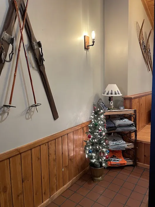 Timberwolf Lodge Picture 3