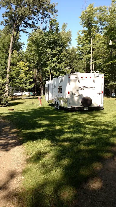 Shady Acres Campsites Picture 9