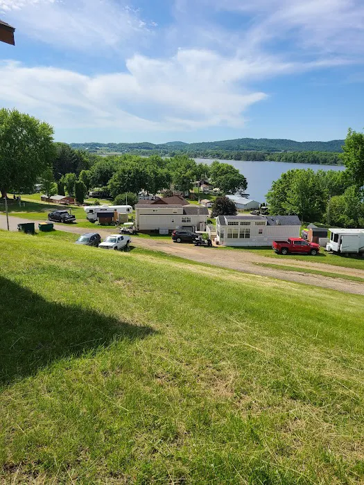 Neshonoc Lakeside Campground Picture 5