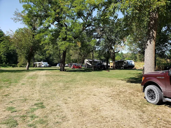 Ehrie Riversedge Campground Picture 9