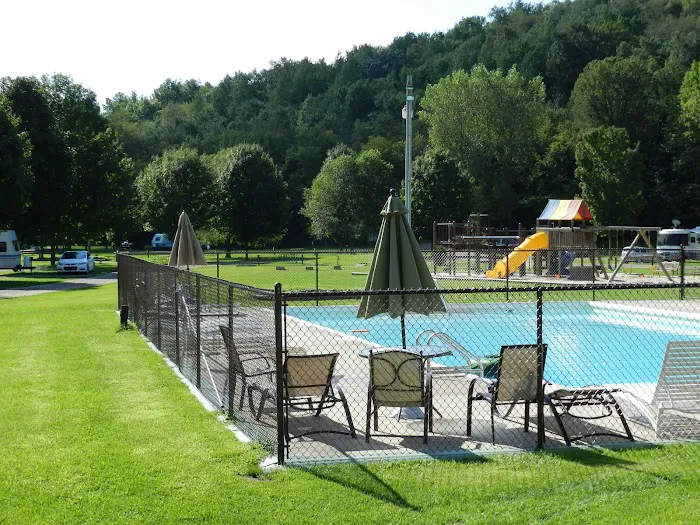 Hidden Bluffs Resort Picture 1