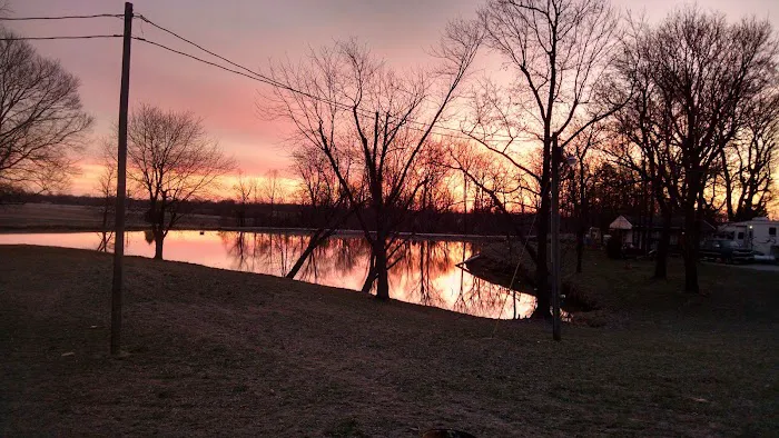 Town & Country Lakes Picture 3