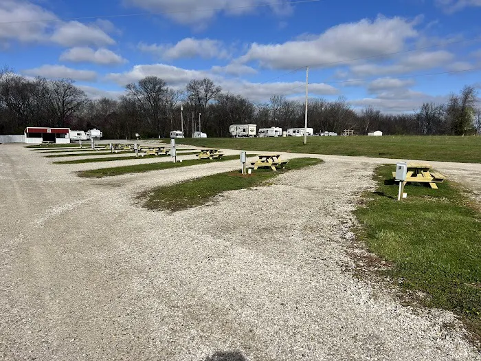 St. Louis RV Park Picture 7