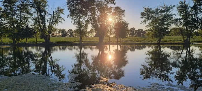 Quiet Countryside Camping Picture 5