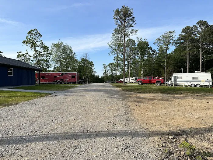 Pine Trails Camp Ground Picture 10
