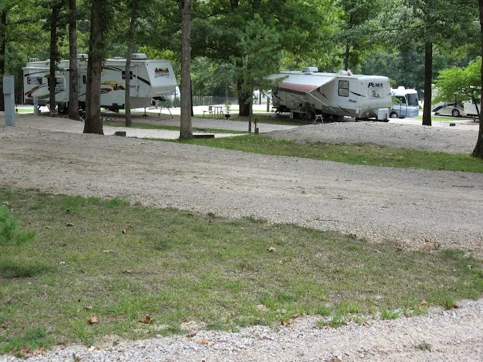 Camelot RV Campground/RV Park Picture 9